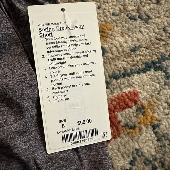 Lululemon Spring Break Away Short - Picture 2 of 3